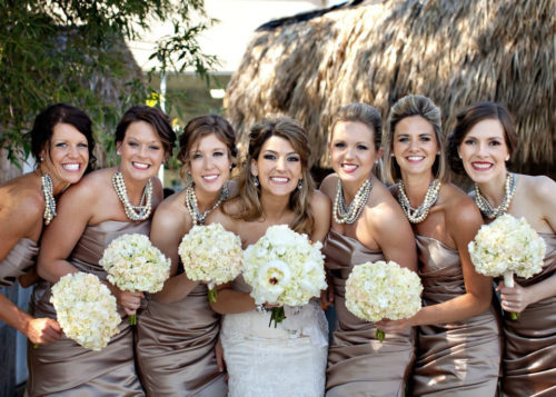 Don't these bridesmaid look amazing wearing chunky pearl statement necklaces?