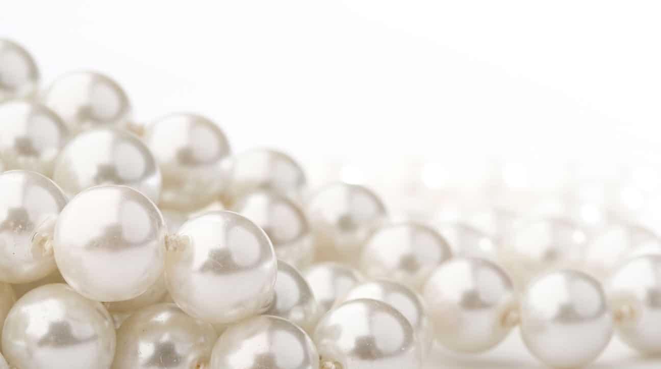 the luster of pearls