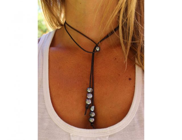 Black Pearls Choker