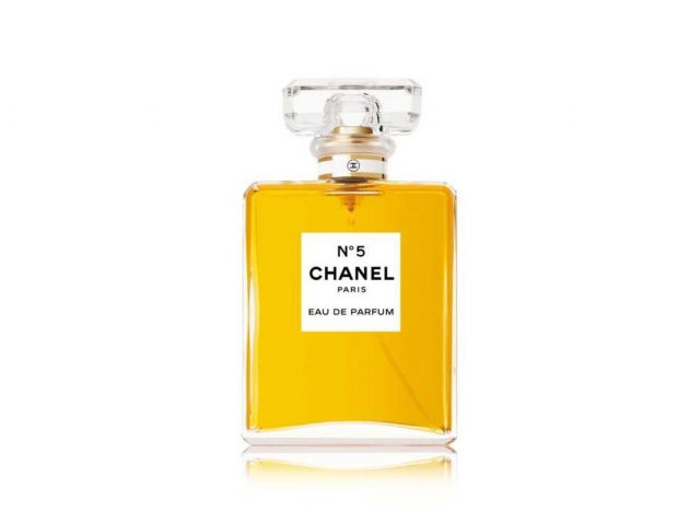 gifts-for-wife-chanel-no5