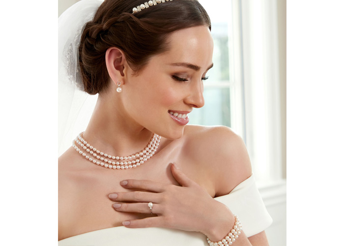 15 Stunning Ways to Wear Wedding Jewelry - The Pearl Source