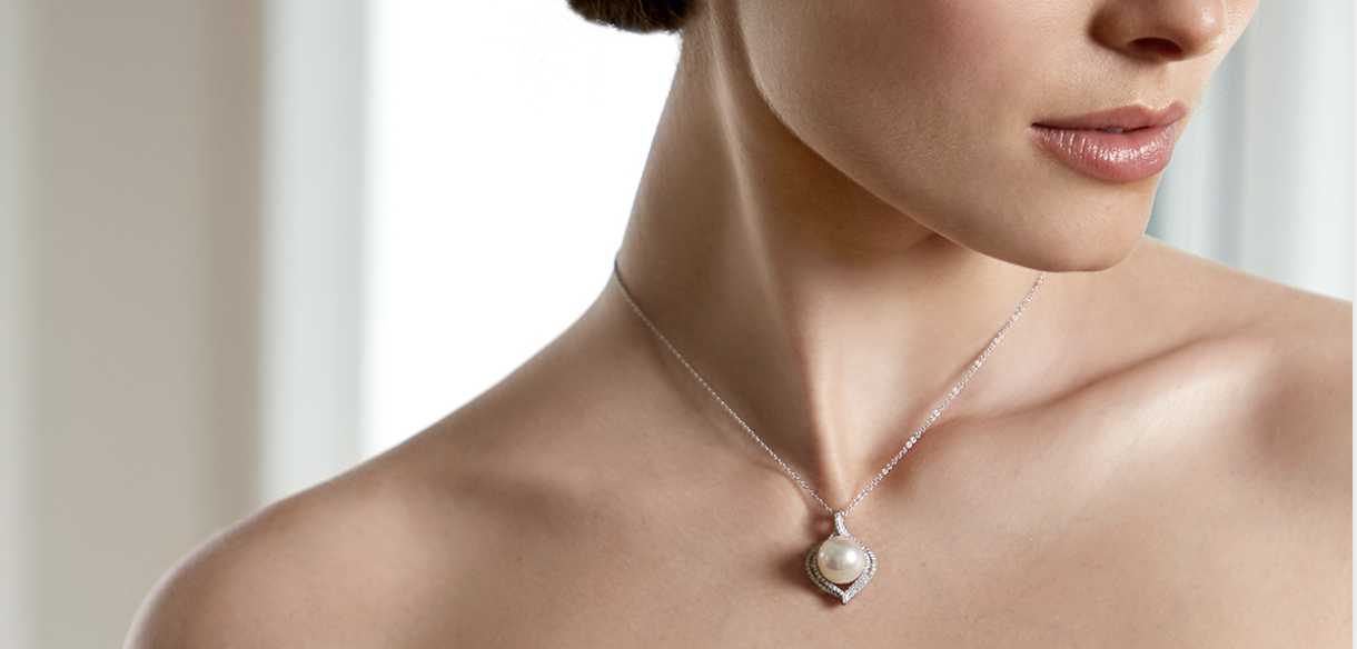 Choosing Your Wedding Necklace: The Pearl Source x David’s Bridal Collection
