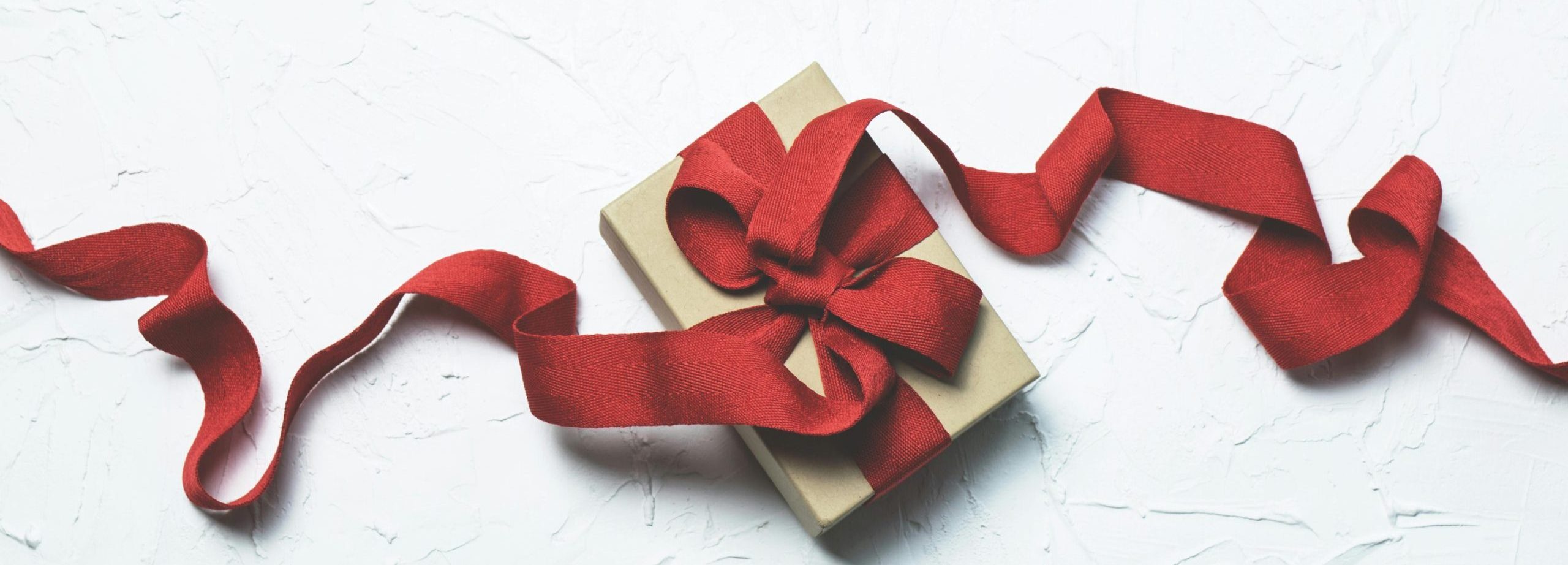 The Ultimate Christmas Jewelry Gifts Guide for 2025 Image