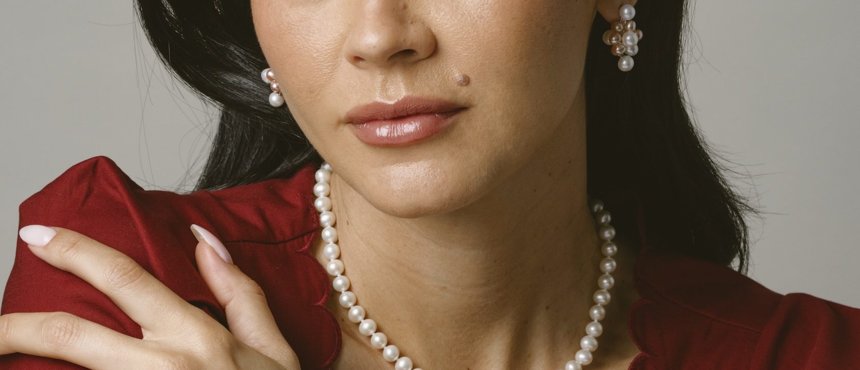 What Pearls Make the Best Anniversary Gift? Image